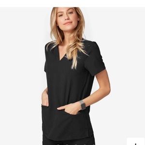 SOLD- Figs scrub top! Size small. Three pocket.